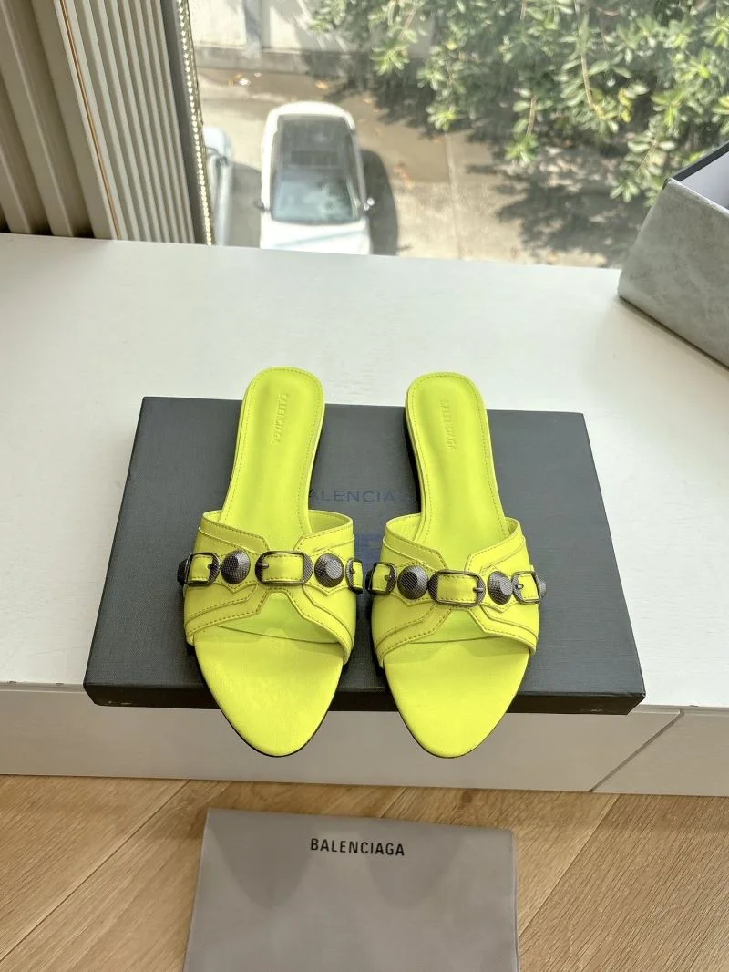 UrbanStyle Balenciaga Slippers 16771