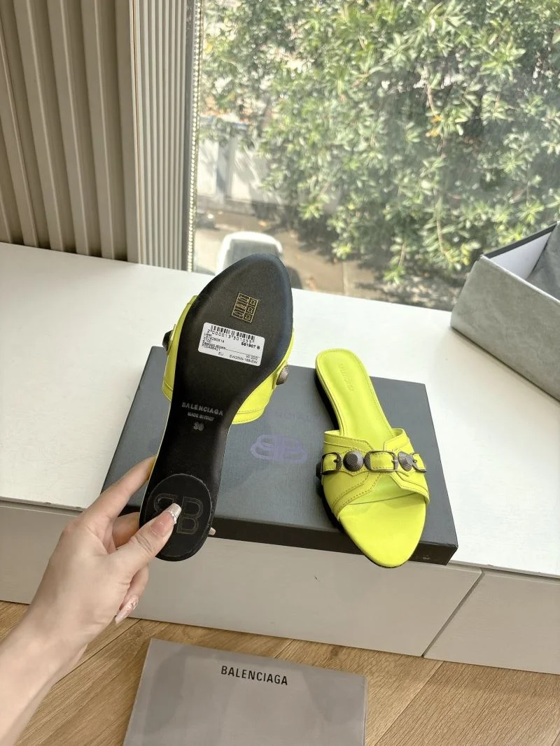 UrbanStyle Balenciaga Slippers 16771
