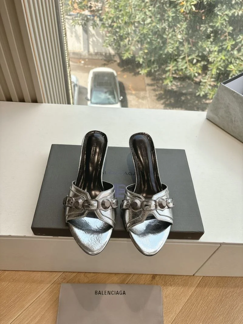 Balenciaga Slippers Contemporary 16774