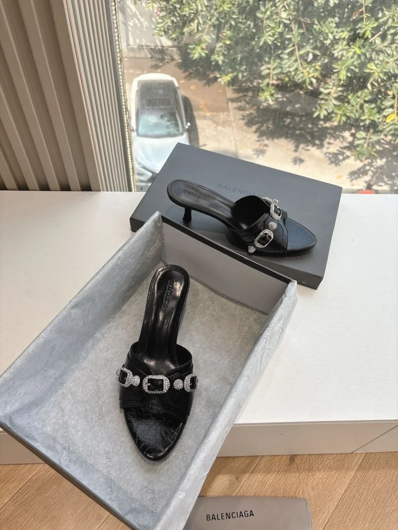 Balenciaga Slippers Youthful 16758