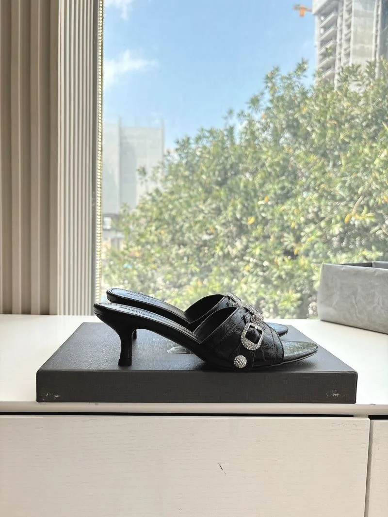 Balenciaga Slippers Youthful 16758