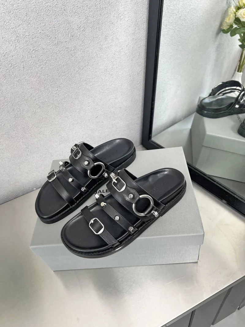 Balenciaga Slippers WellDesigned 17023