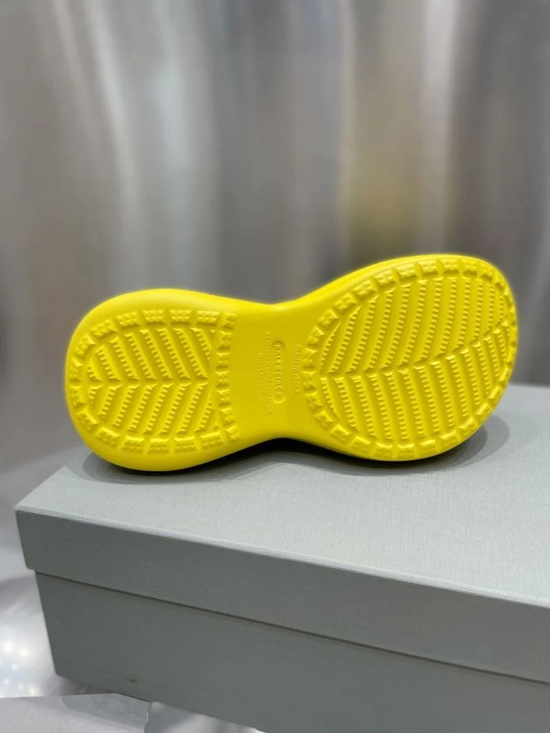 GoAnywhere Balenciaga Slippers 16699