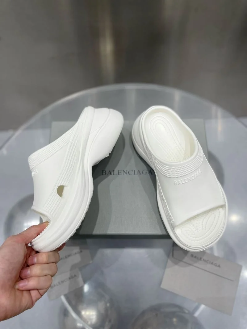 Balenciaga Slippers TimelessDesign 16717