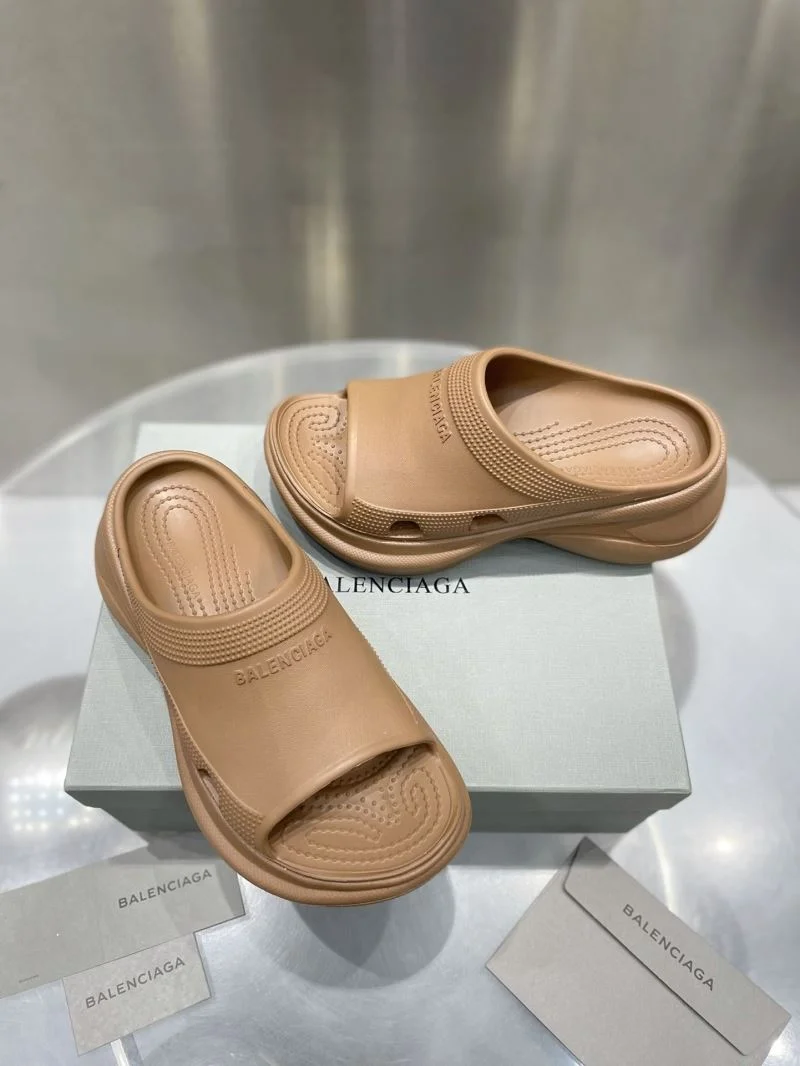 Balenciaga Slippers Flexible 16804