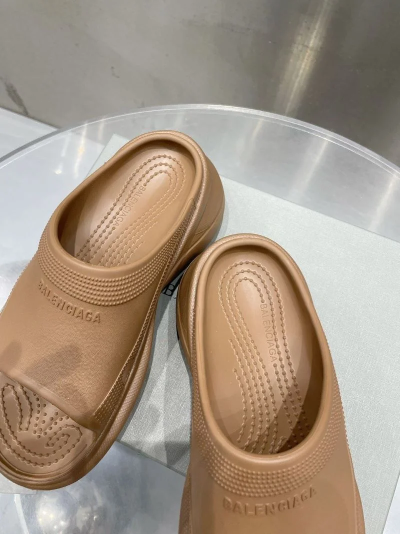 Balenciaga Slippers Flexible 16804
