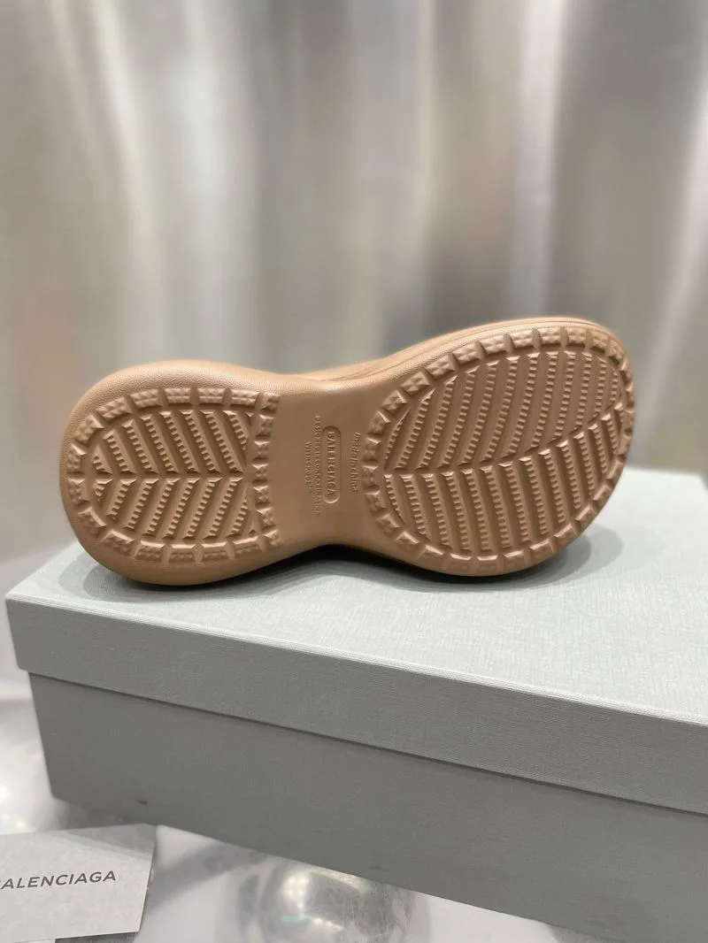 Balenciaga Slippers Flexible 16804