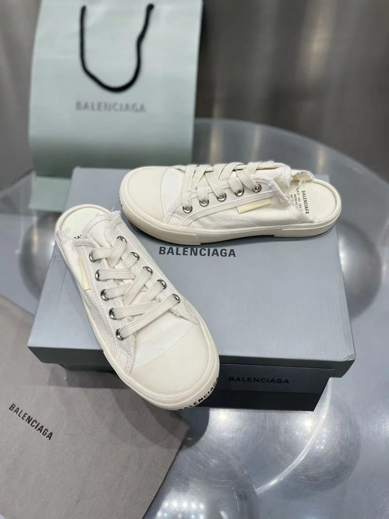 Balenciaga Slippers TimelessDesign 16695