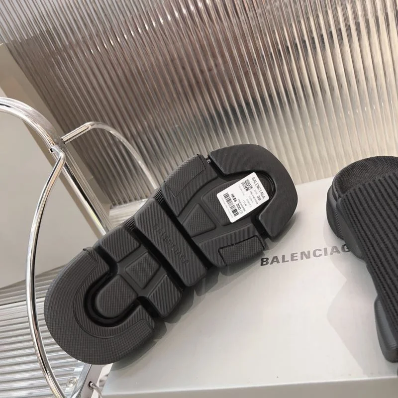 UrbanChic Balenciaga Slippers 16694