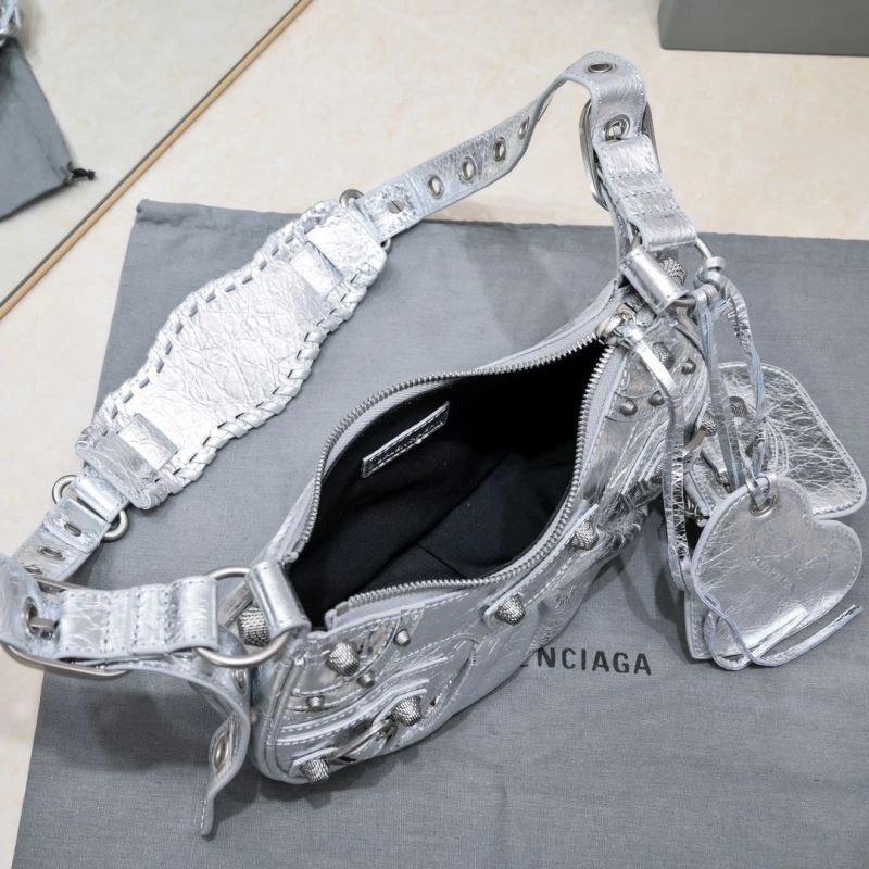 WrinkleFree Balenciaga Small Silver-White Crescent Bag 26cm 72706