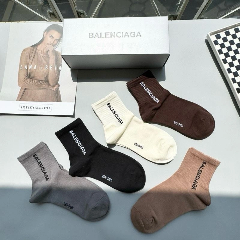 MoistureWicking Balenciaga Socks 274034