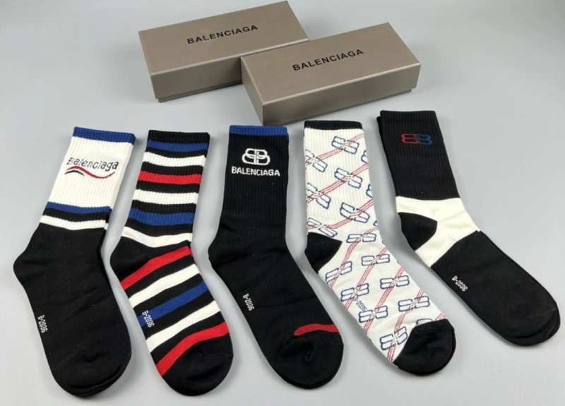 EyeCatching Balenciaga Socks 274392