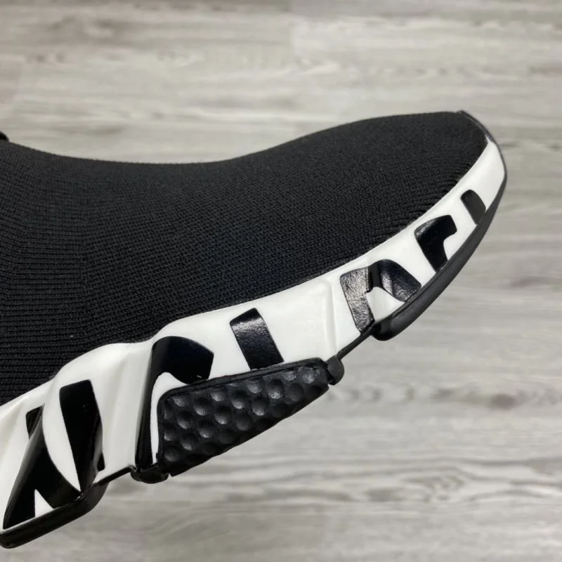 Balenciaga Speed Shoes Versatile 16946