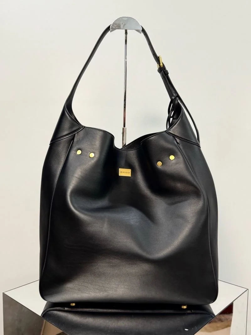 MultiPurpose Balenciaga  Large Bucket Bag - Authentic Photos Collection 38251