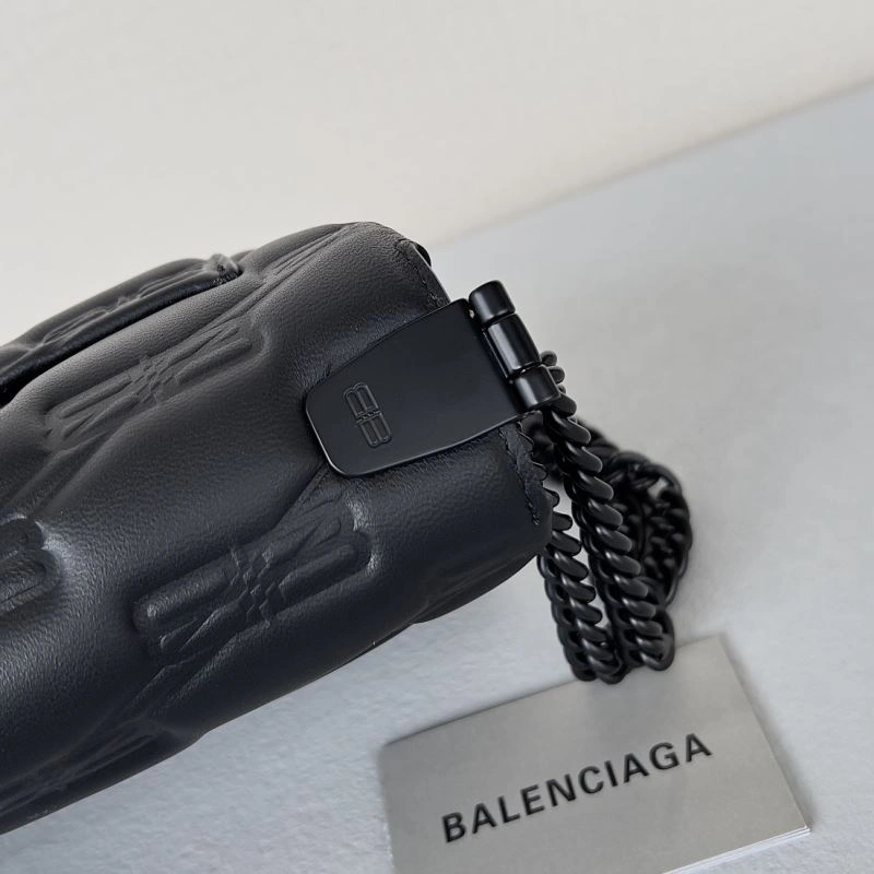 Balenciaga Summer 22 Triplet S Handbag - Red Carpet Unisex 78598