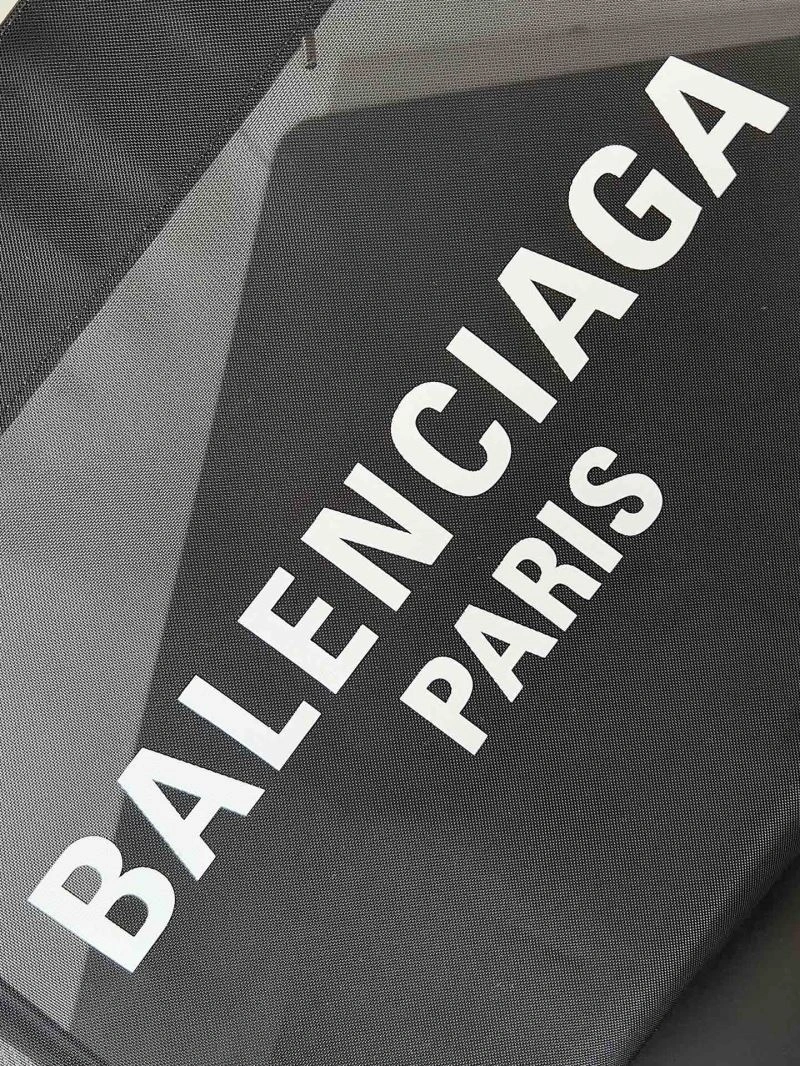 SoftTouch Balenciaga Summer 23 Duty Free Mesh Tote Bag with  Pouch 78581