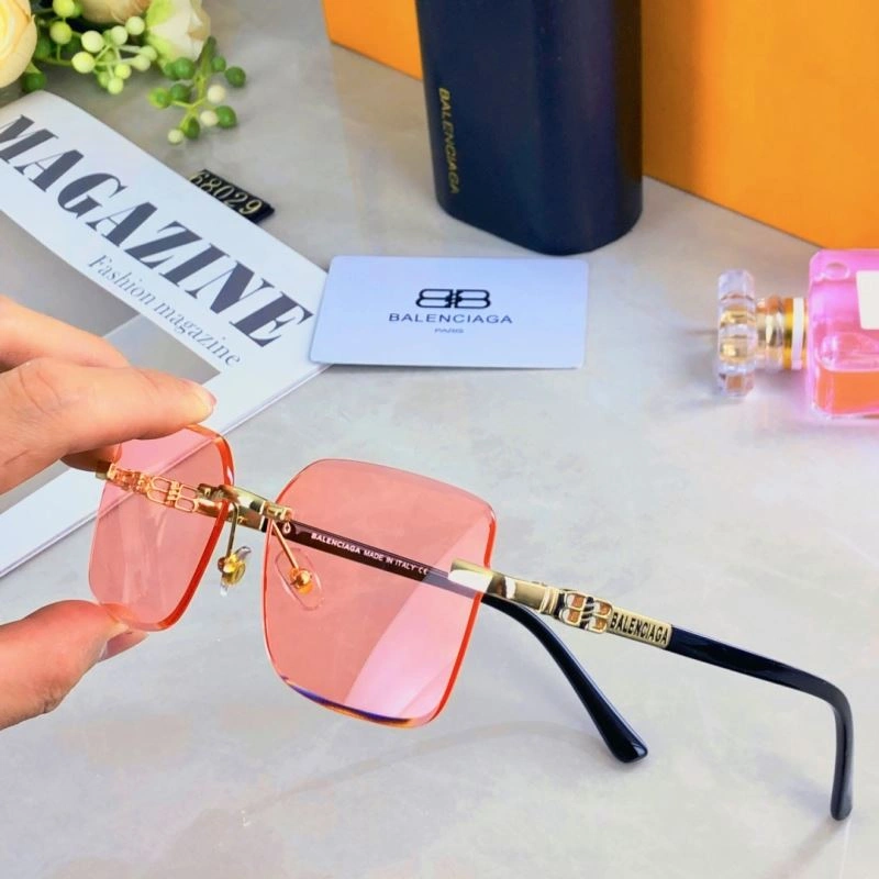 Unisex Balenciaga Sunglasses 277009