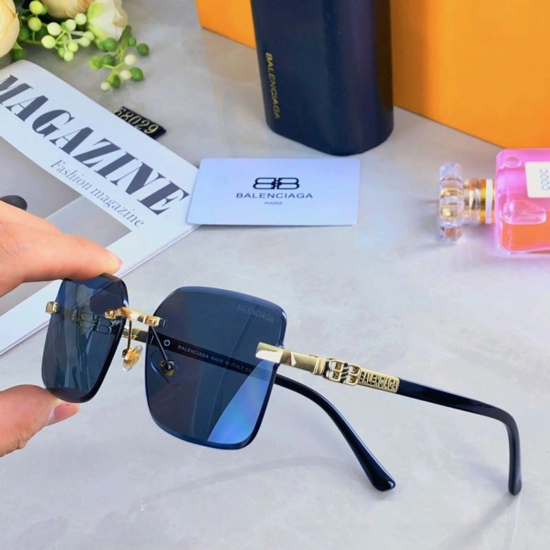 Unisex Balenciaga Sunglasses 277009
