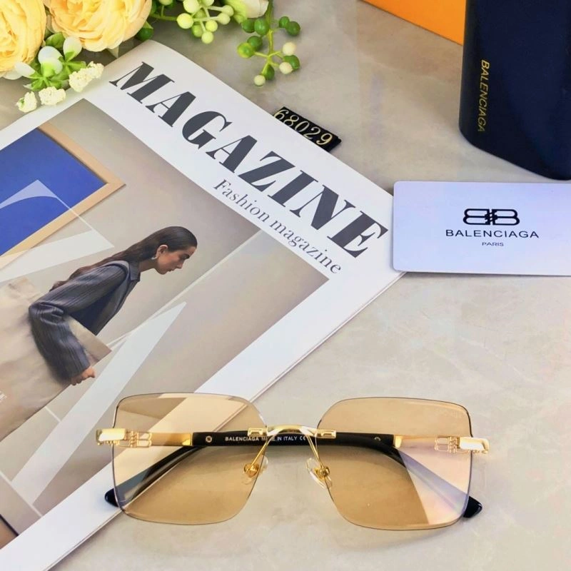 Unisex Balenciaga Sunglasses 277009