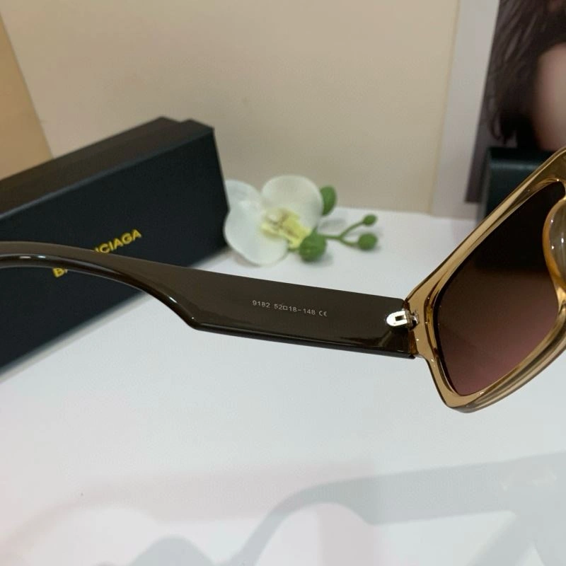 Balenciaga Sunglasses SmartChoice 277001