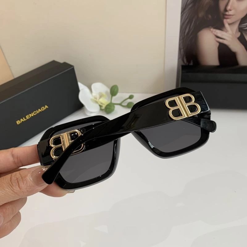 QuickDry Balenciaga Sunglasses 277003