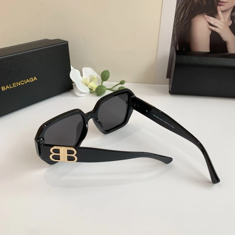 QuickDry Balenciaga Sunglasses 277003