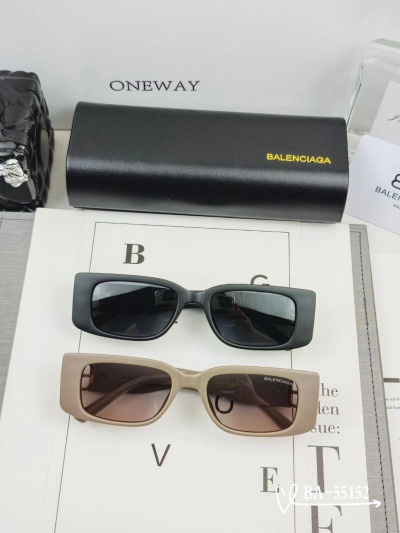 Balenciaga Sunglasses Trendsetting 277002
