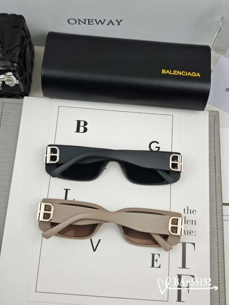 Balenciaga Sunglasses Trendsetting 277002