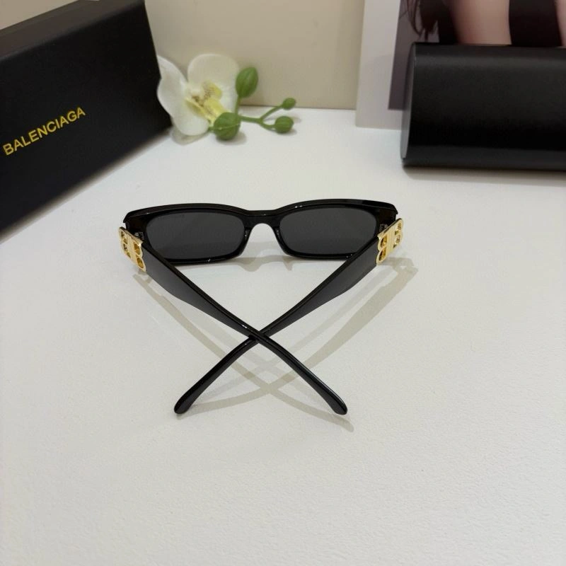 Balenciaga Sunglasses MoistureWicking 276999