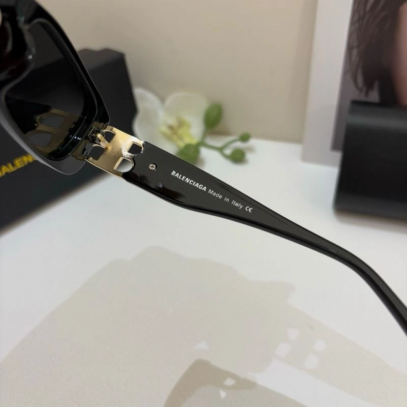 Balenciaga Sunglasses MoistureWicking 276999