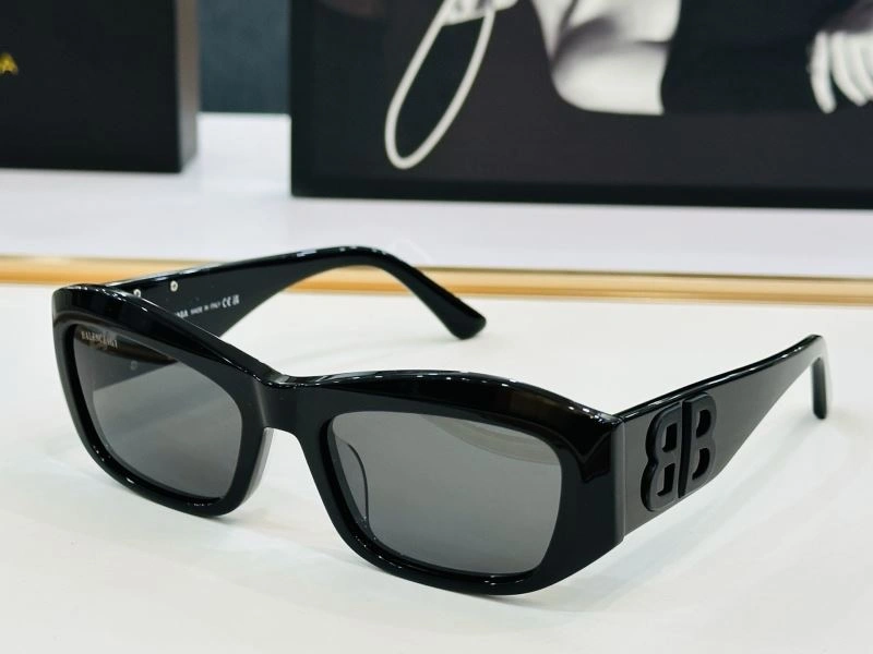 Balenciaga Sunglasses Unique 276997
