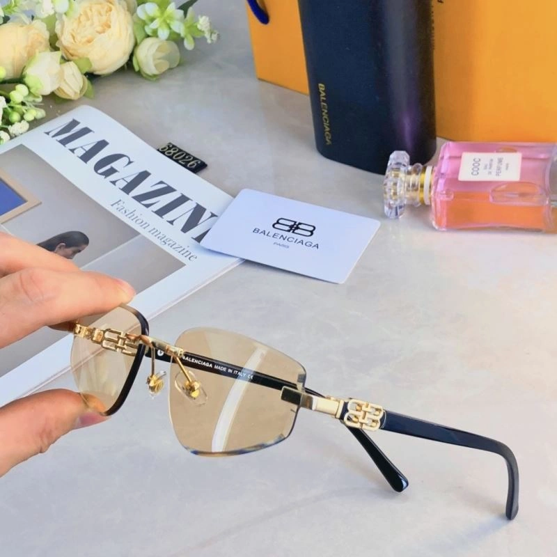 Durable Balenciaga Sunglasses 276996