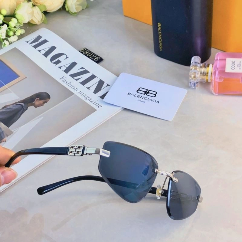 Durable Balenciaga Sunglasses 276996