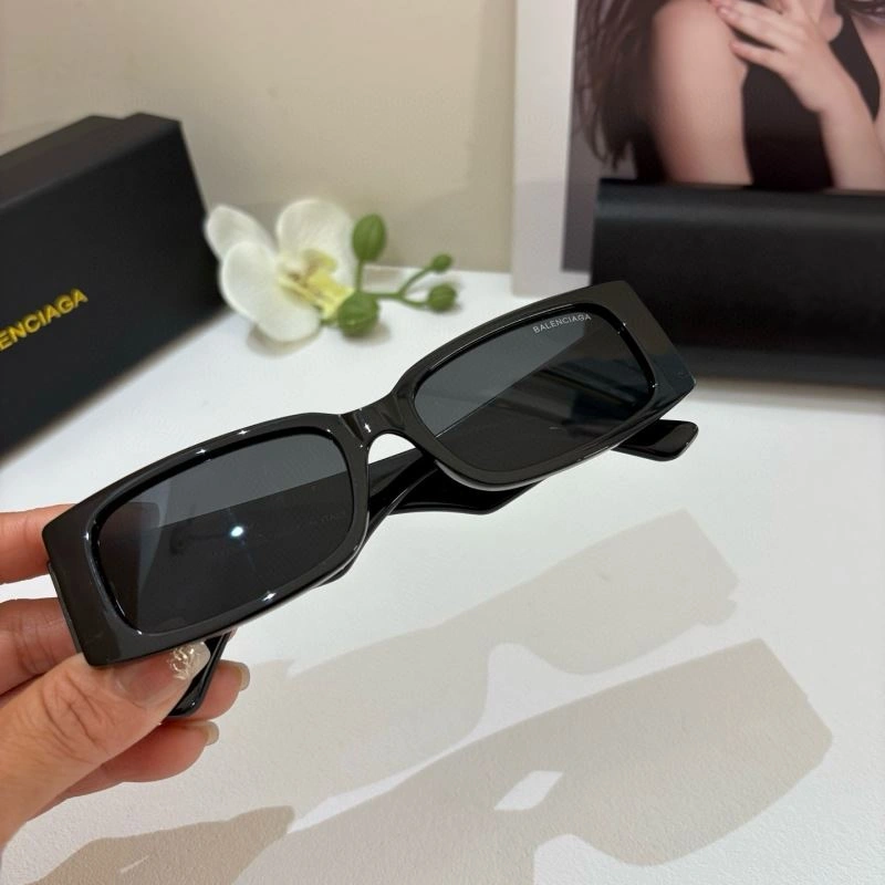 Balenciaga Sunglasses Flexible 276995