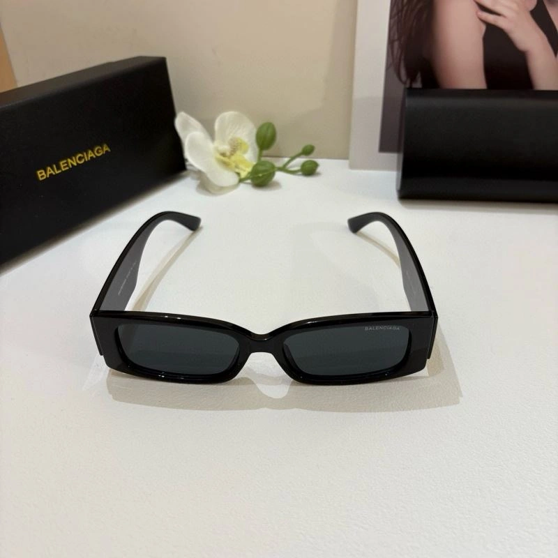 Balenciaga Sunglasses Flexible 276995