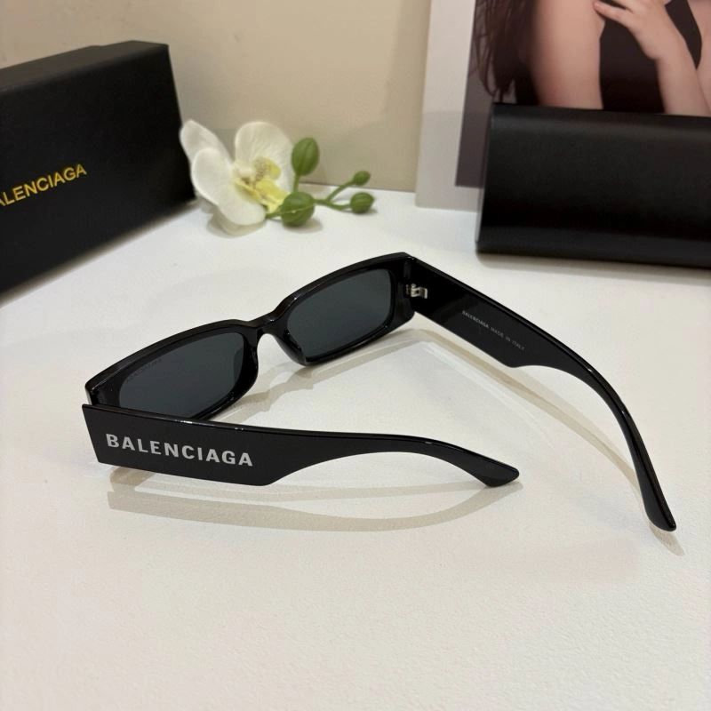 Balenciaga Sunglasses Flexible 276995
