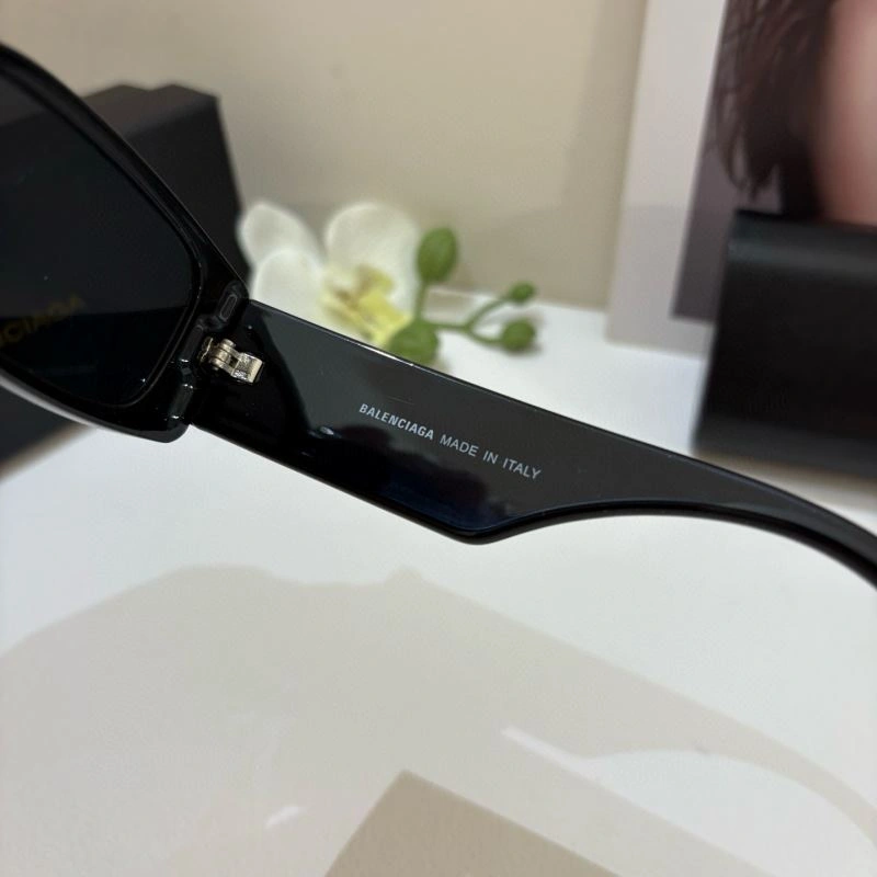 Balenciaga Sunglasses Flexible 276995