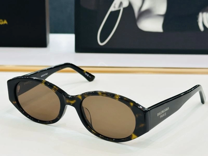 Youthful Balenciaga Sunglasses 277012