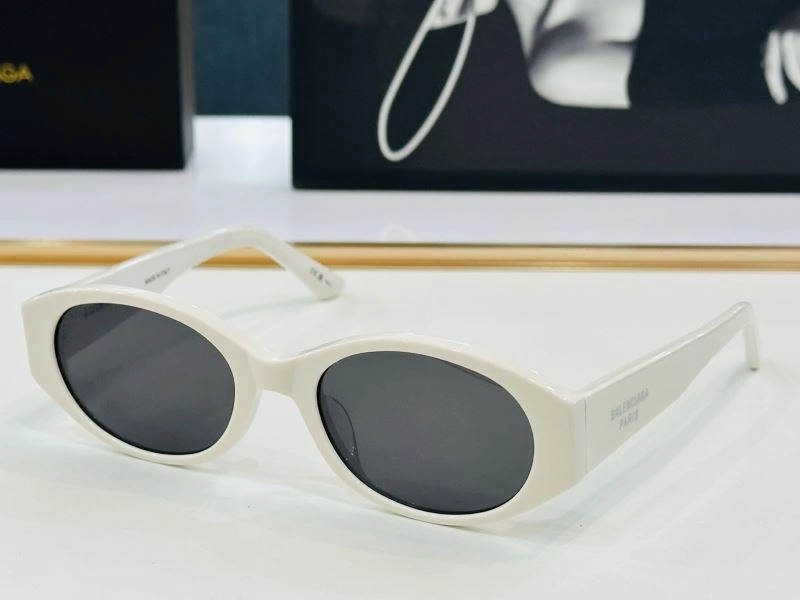 Youthful Balenciaga Sunglasses 277012