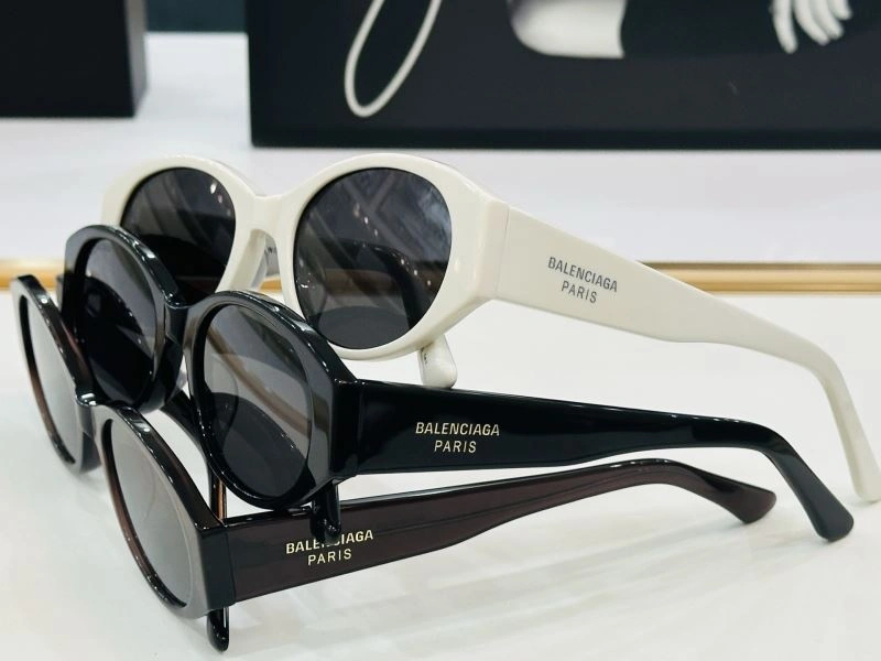 Youthful Balenciaga Sunglasses 277012