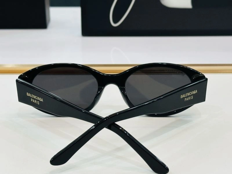 Youthful Balenciaga Sunglasses 277012