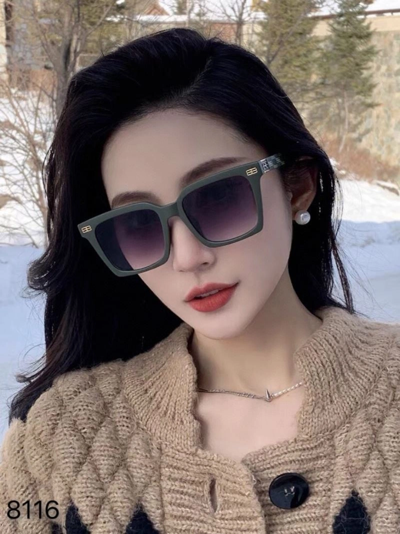 Resilient Balenciaga Sunglasses 277008
