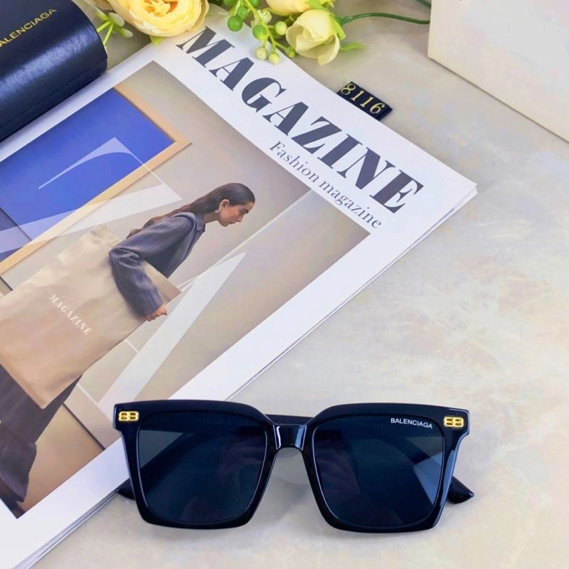 Resilient Balenciaga Sunglasses 277008