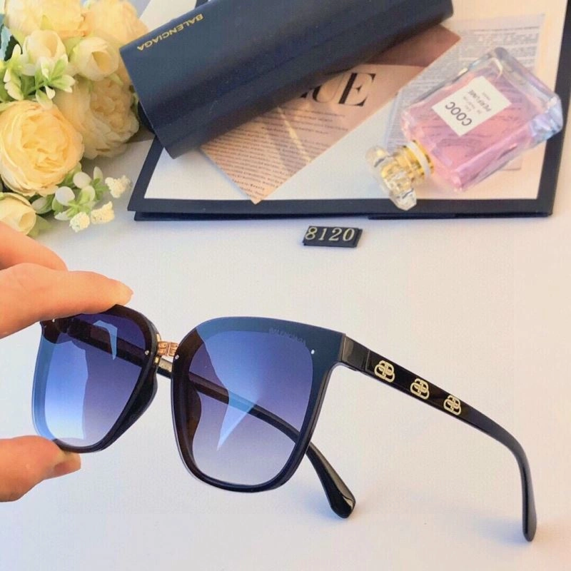 Balenciaga Sunglasses Trendy 277028