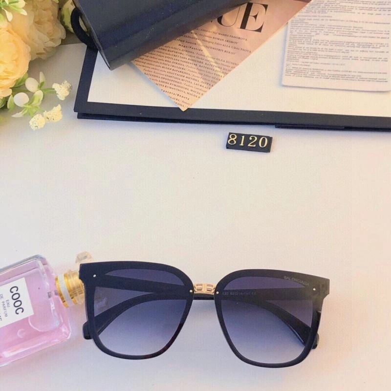 Balenciaga Sunglasses Trendy 277028