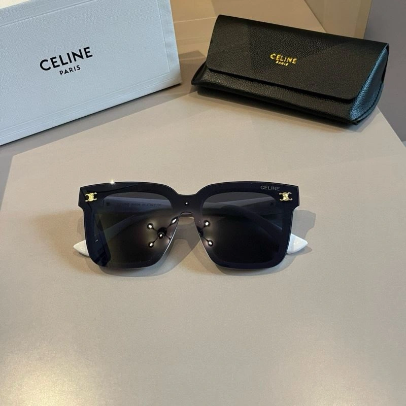 Balenciaga Sunglasses Fashionable 277017