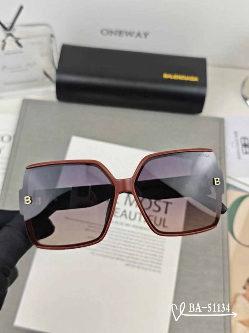 Balenciaga Sunglasses Lightweight 277025