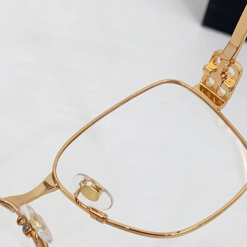 Balenciaga Sunglasses Resilient 277018