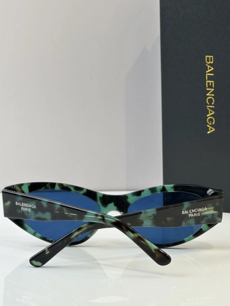 WellDesigned Balenciaga Sunglasses 277029