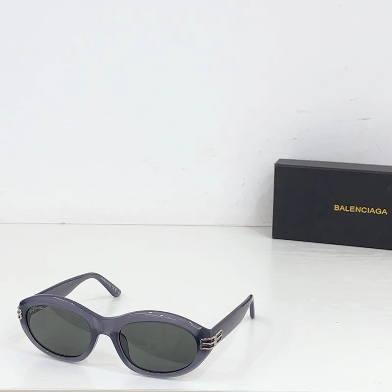 Balenciaga Sunglasses Casual 277026
